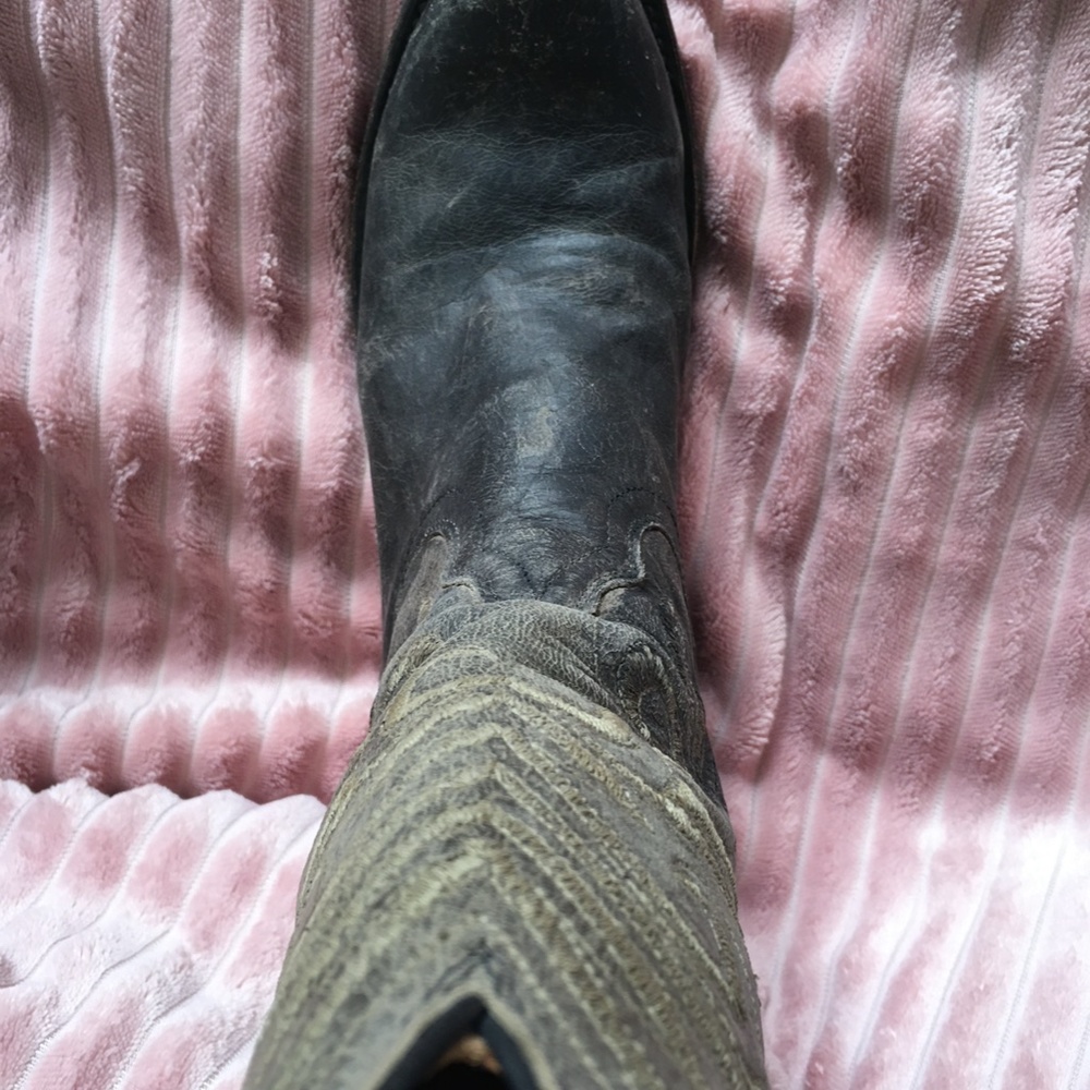 Lucchese distressed leather boots - Picture 7 of 12